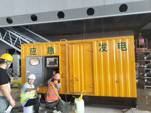 海门怎样判断空气滤清器是否需要更换？